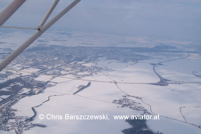 Winterlandschaft aus der Luft: Niedersterreich