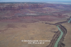 aerial pics: Marble Canyon -Auslufer des Grand Canyon mit Blick auf Airport
